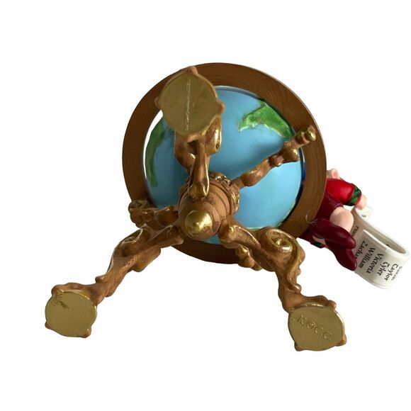 HALLMARK Keepsake 2001 LETTERA GLOBUS AND MRS. CLAUS Christmas Ornaments - Picture 5 of 11